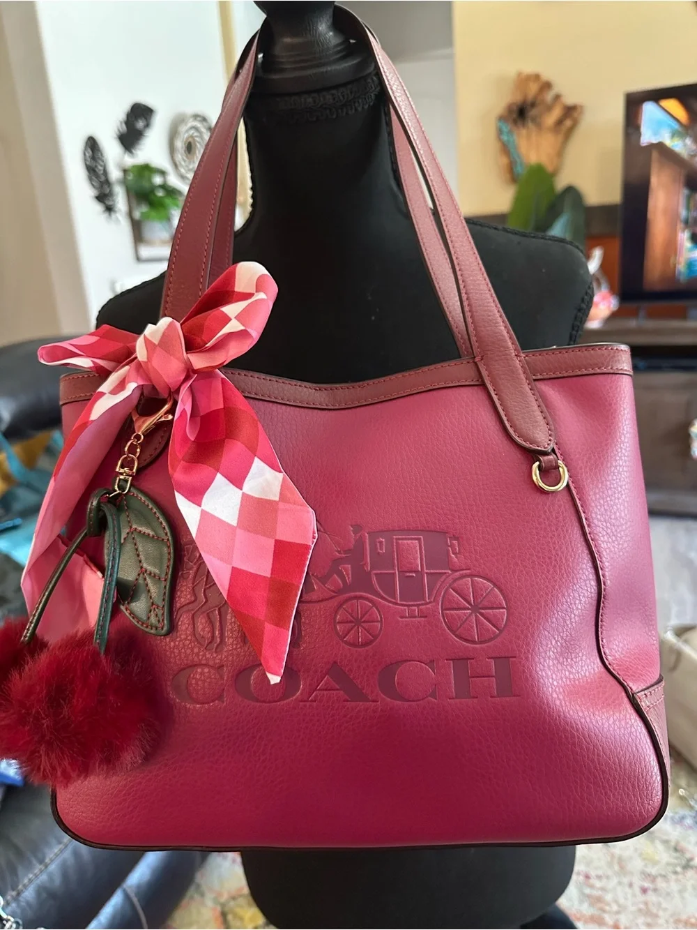 COACH #305 Tote 27 Raspberry & Pink Leather - Picture 2 of 13